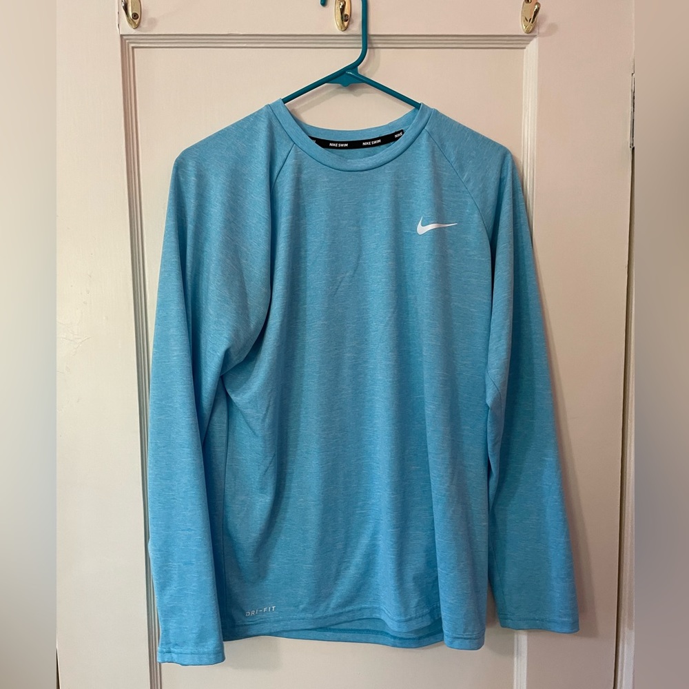 Nike athletic long sleeve
